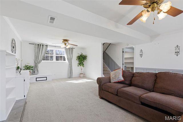 1051 Briarhurst Drive, Manchester, MO 63021