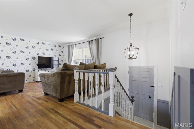 1051 Briarhurst Drive, Manchester, MO 63021