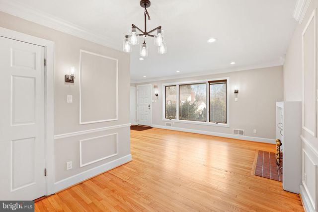 1600 OAKLAWN CT, Silver Spring, MD 20903