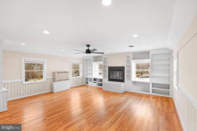 1600 OAKLAWN CT, Silver Spring, MD 20903