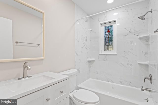 1600 OAKLAWN CT, Silver Spring, MD 20903