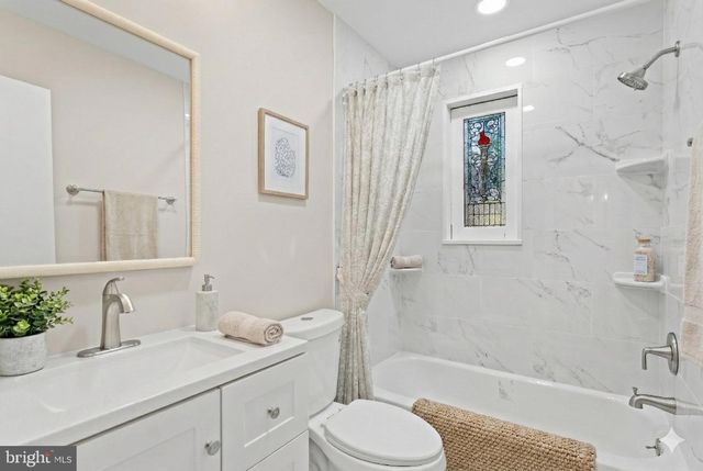 1600 OAKLAWN CT, Silver Spring, MD 20903