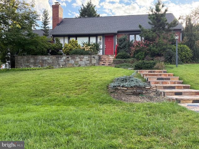 1600 OAKLAWN CT, Silver Spring, MD 20903