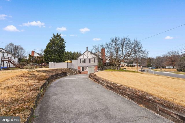 1600 OAKLAWN CT, Silver Spring, MD 20903