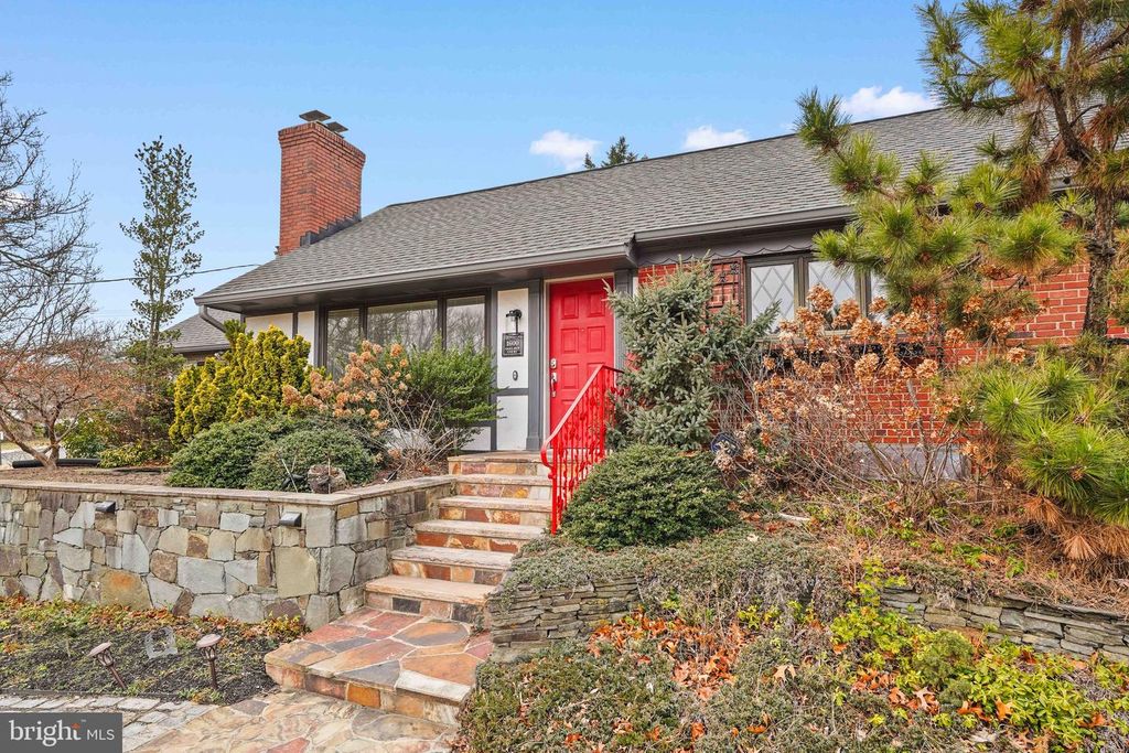 1600 OAKLAWN CT, Silver Spring, MD 20903