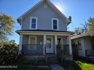916 Saint John Ave Avenue, Toledo, OH 43608