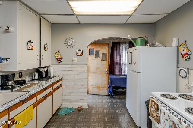3316 Jeannette Avenue, Toledo, OH 43608