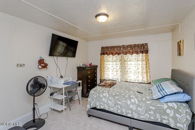3316 Jeannette Avenue, Toledo, OH 43608