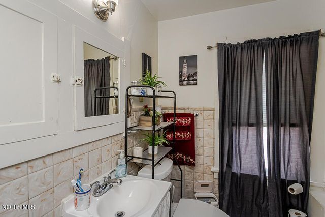 3316 Jeannette Avenue, Toledo, OH 43608