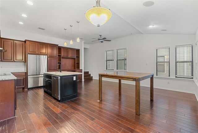 735 Patterson Ave, Austin, TX 78703