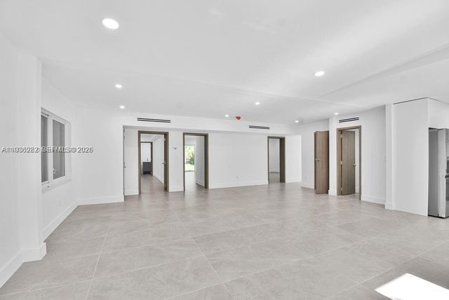 7902 SW 67th Ave, South Miami, FL 33143