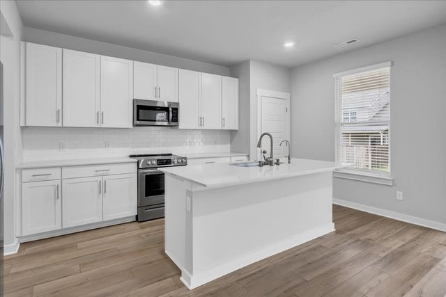 531 Mickelson Way, Spring Hill, TN 37174