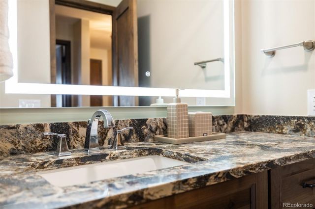 160 E La Bonte 102, Dillon, CO 80435