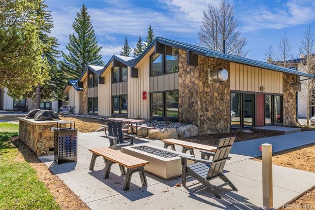 160 E La Bonte 102, Dillon, CO 80435