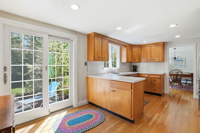 26 Camelot Rd, Yarmouth, MA 02675
