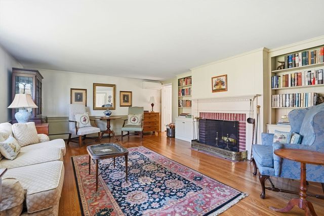 26 Camelot Rd, Yarmouth, MA 02675