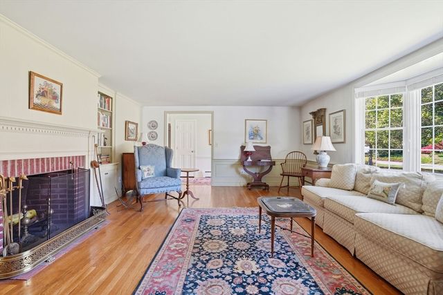 26 Camelot Rd, Yarmouth, MA 02675