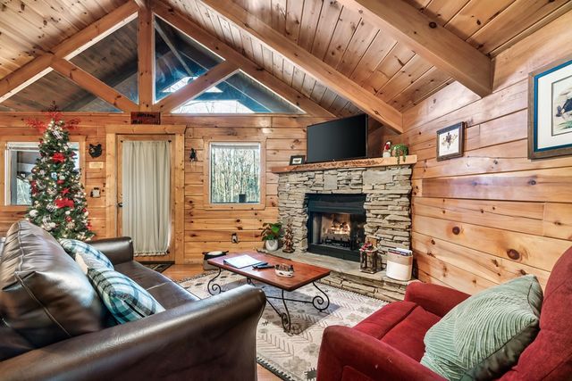 2315 E VIEW Drive, Sevierville, TN 37876