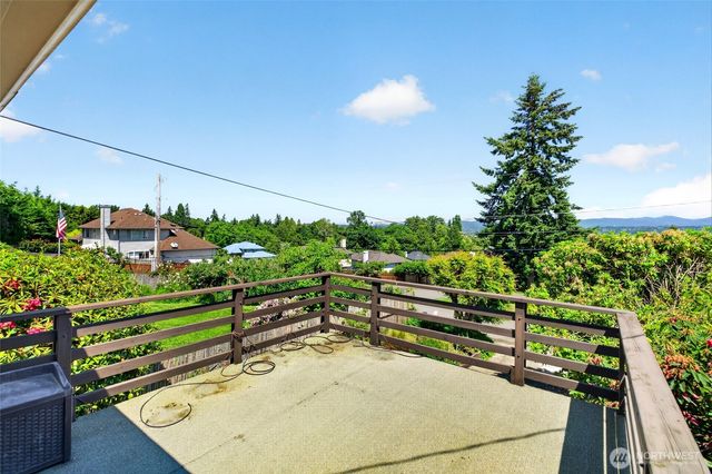 17909 50th Avenue S, Seatac, WA 98188