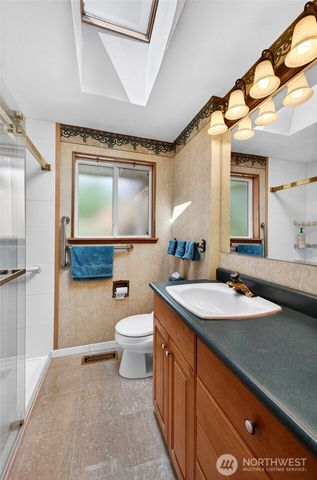 17909 50th Avenue S, Seatac, WA 98188