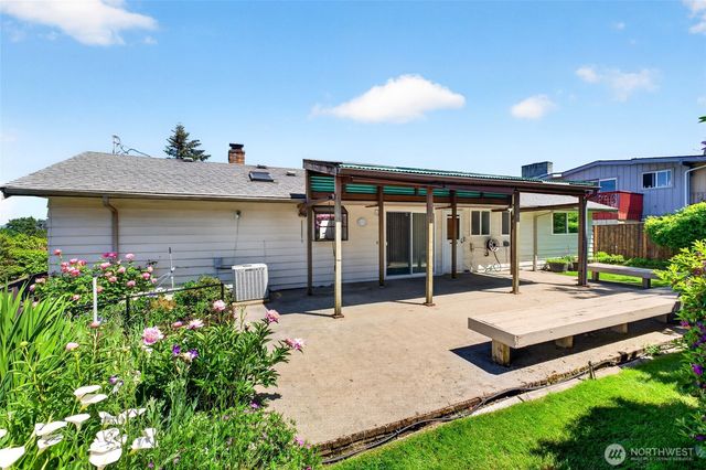 17909 50th Avenue S, Seatac, WA 98188