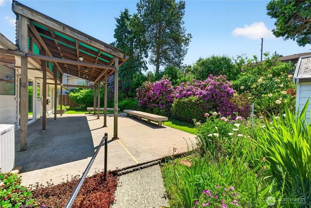 17909 50th Avenue S, Seatac, WA 98188