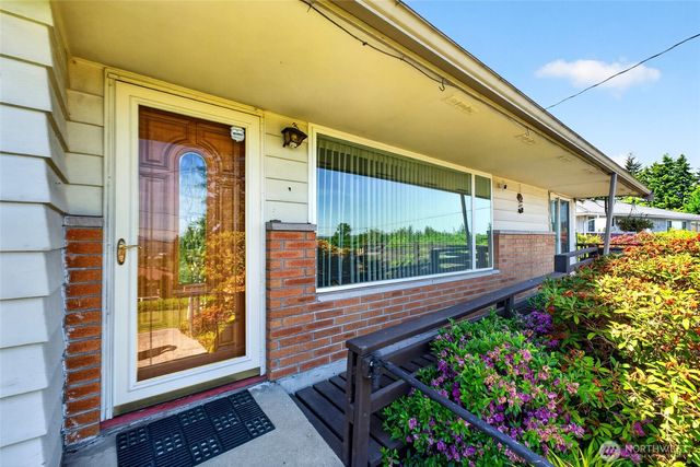 17909 50th Avenue S, Seatac, WA 98188