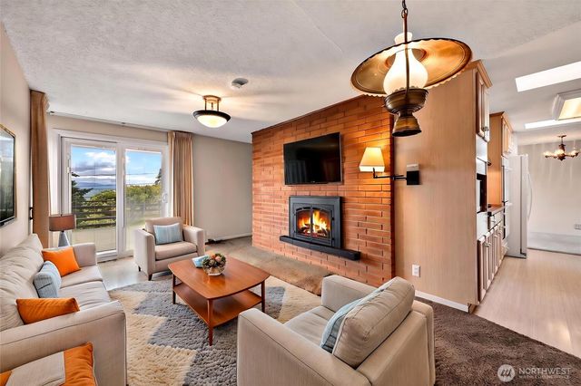 17909 50th Avenue S, Seatac, WA 98188