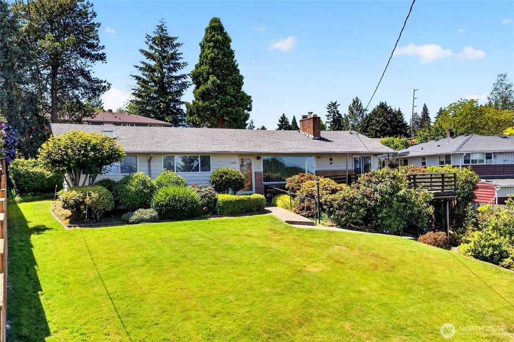 17909 50th Avenue S, Seatac, WA 98188
