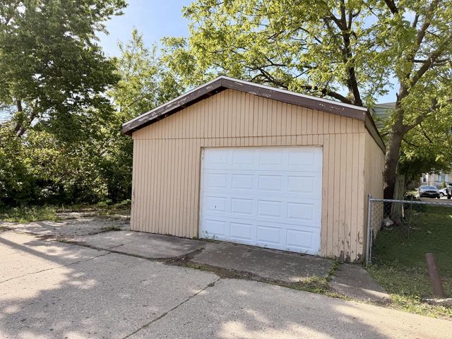 2112 53rd STREET, Kenosha, WI 53140