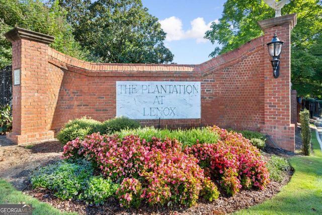 26304 Plantation Drive NE 304, Atlanta, GA 30324