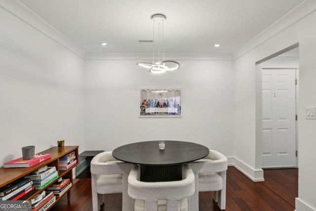 26304 Plantation Drive NE 304, Atlanta, GA 30324