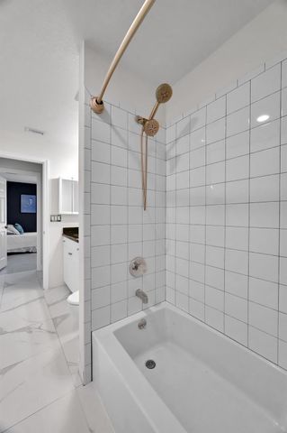 551 NW Grenada Street, Port St Lucie, FL 34983