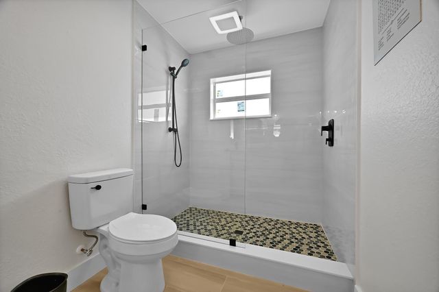 551 NW Grenada Street, Port St Lucie, FL 34983