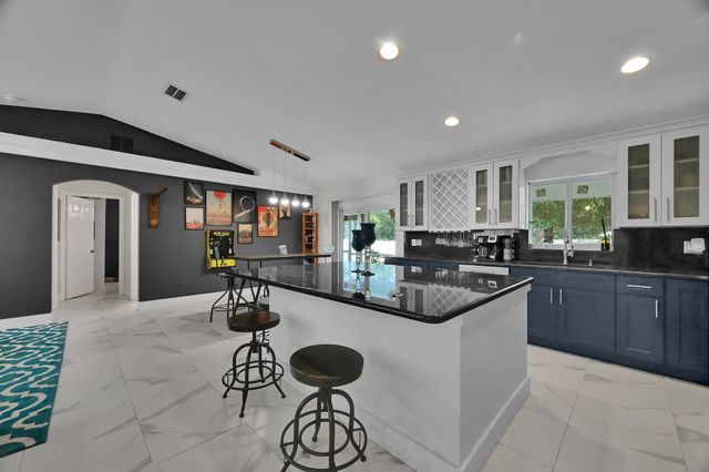 551 NW Grenada Street, Port St Lucie, FL 34983