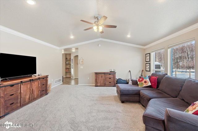 7425 E Sandstone Drive, Wasilla, AK 99654