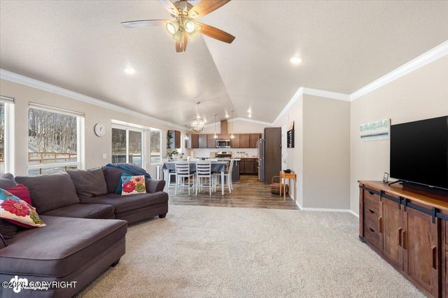 7425 E Sandstone Drive, Wasilla, AK 99654