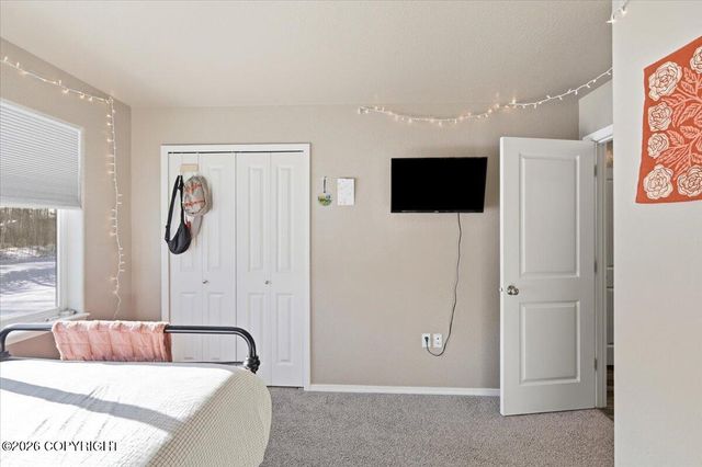 7425 E Sandstone Drive, Wasilla, AK 99654