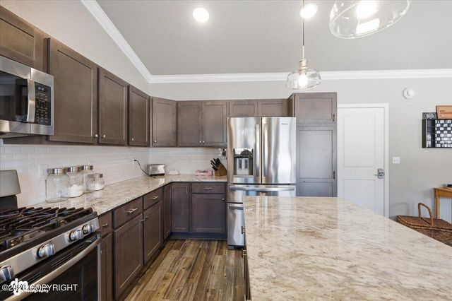 7425 E Sandstone Drive, Wasilla, AK 99654