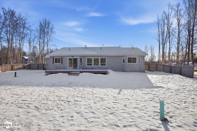 7425 E Sandstone Drive, Wasilla, AK 99654