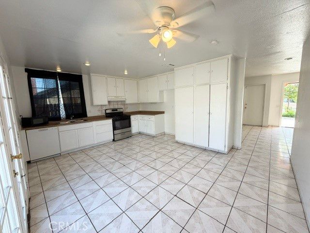 6855 Farrier Avenue, Riverside, CA 92503