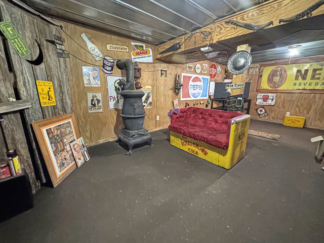 785 Old Highway 79, Dover, TN 37058