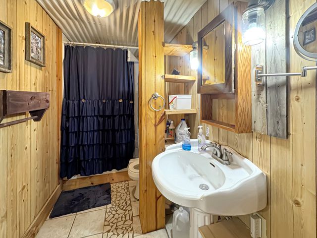 785 Old Highway 79, Dover, TN 37058