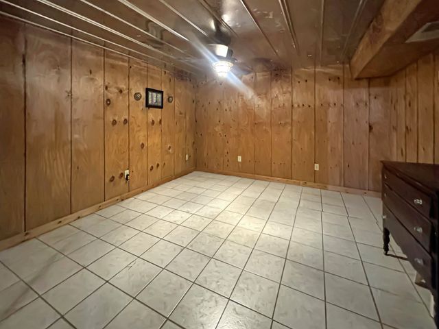 785 Old Highway 79, Dover, TN 37058