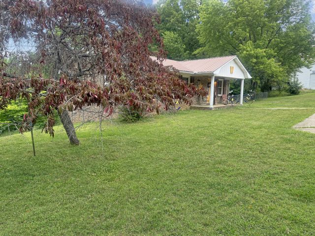 785 Old Highway 79, Dover, TN 37058