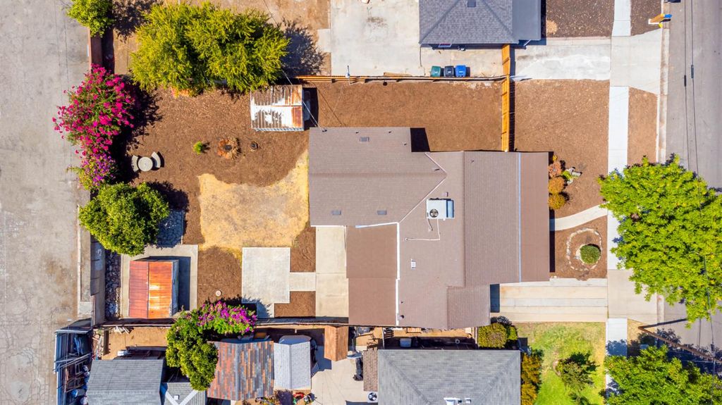 Image 21 of property listing at 4774 Hammond, Fresno, CA 93702