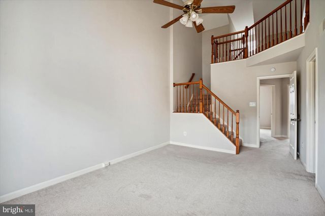 25404 UPPER CLUBHOUSE DR, Chantilly, VA 20152