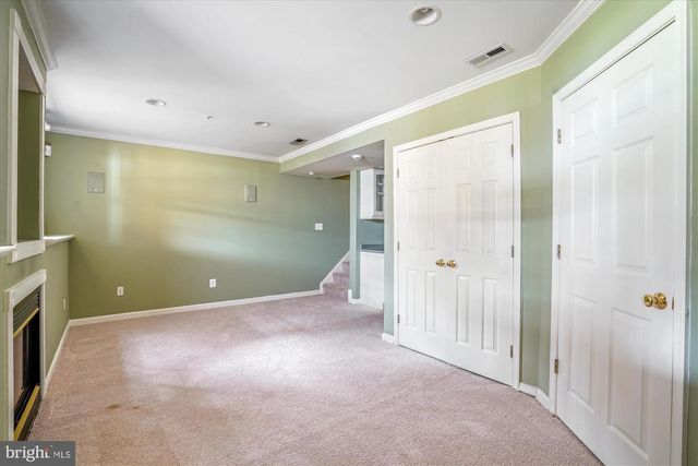 25404 UPPER CLUBHOUSE DR, Chantilly, VA 20152