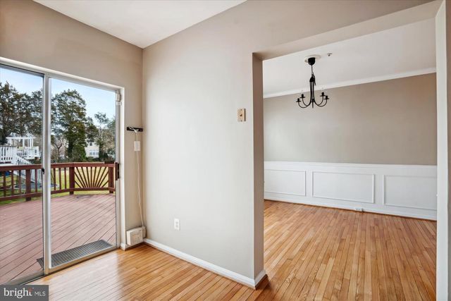 25404 UPPER CLUBHOUSE DR, Chantilly, VA 20152