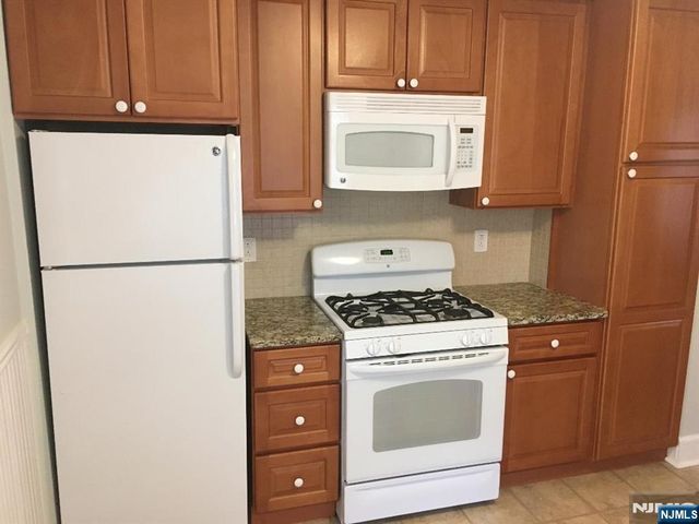 58 Buena Vista Avenue 2, Hawthorne, NJ 07506